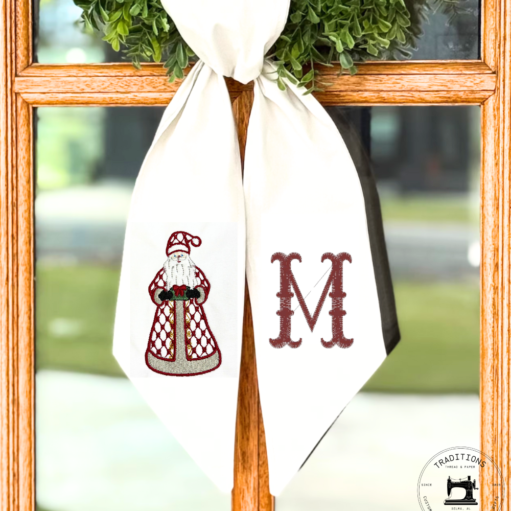 Chic Santa Monogram Wreath Sash – Christmas Embroidered Decor