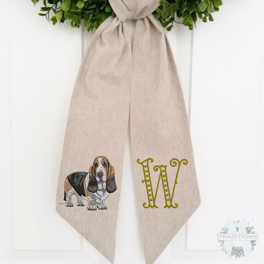Personalized Basset Hound Wreath Sash – Custom Dog Door Decor with Monogram Initial – Embroidered Pet Lover Gift