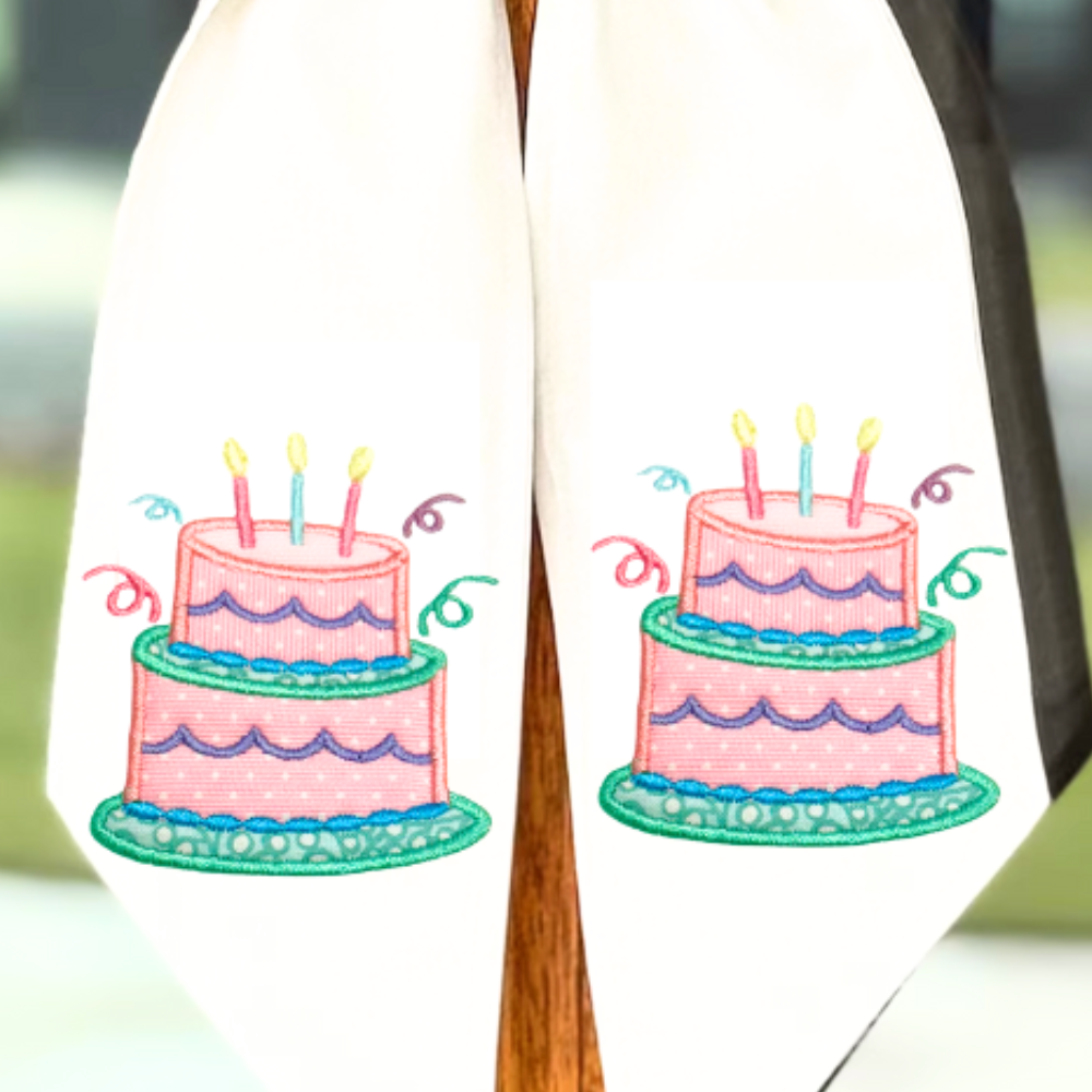 Embroidered Birthday Cake Wreath Sash – Festive Door Decor for Celebrations